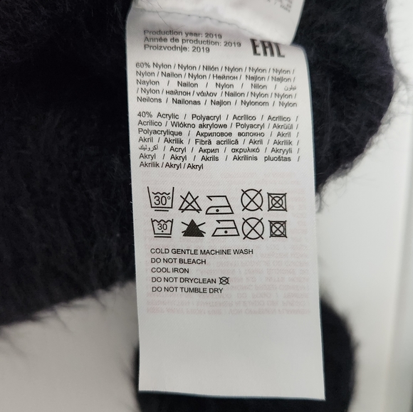 Vero Moda Fuzzy Turtleneck Sweater - Picture 8 of 8